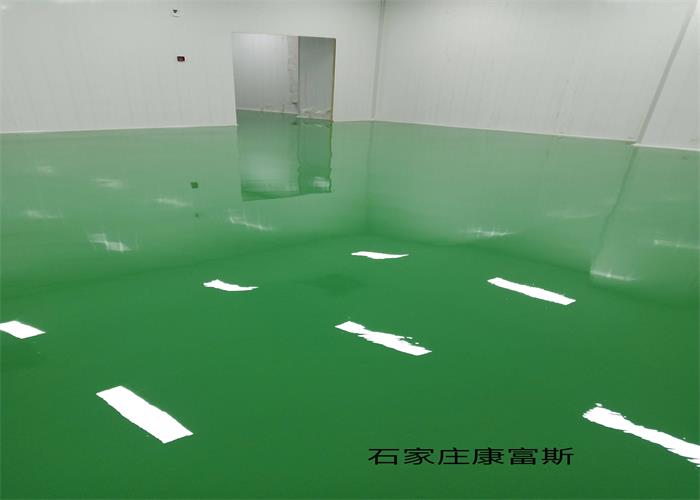 新疆某企業環氧地坪施工中！